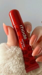 Rhode iPhone cover with lip tint